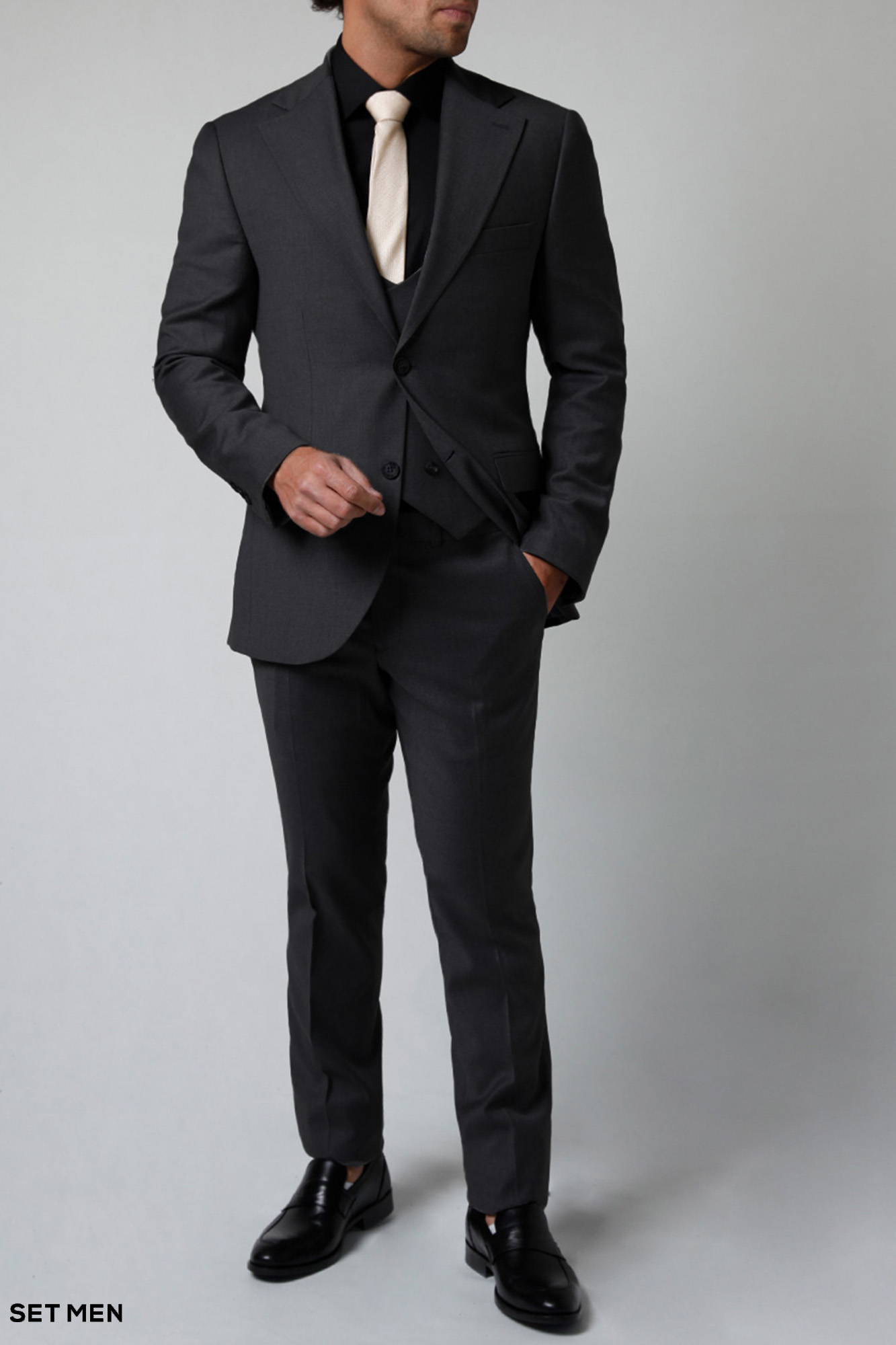 کت و شلوار مردانه جلیقه دار