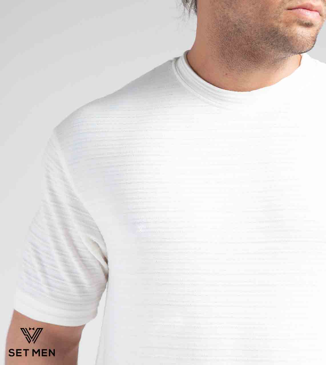 تیشرت یقه گرد