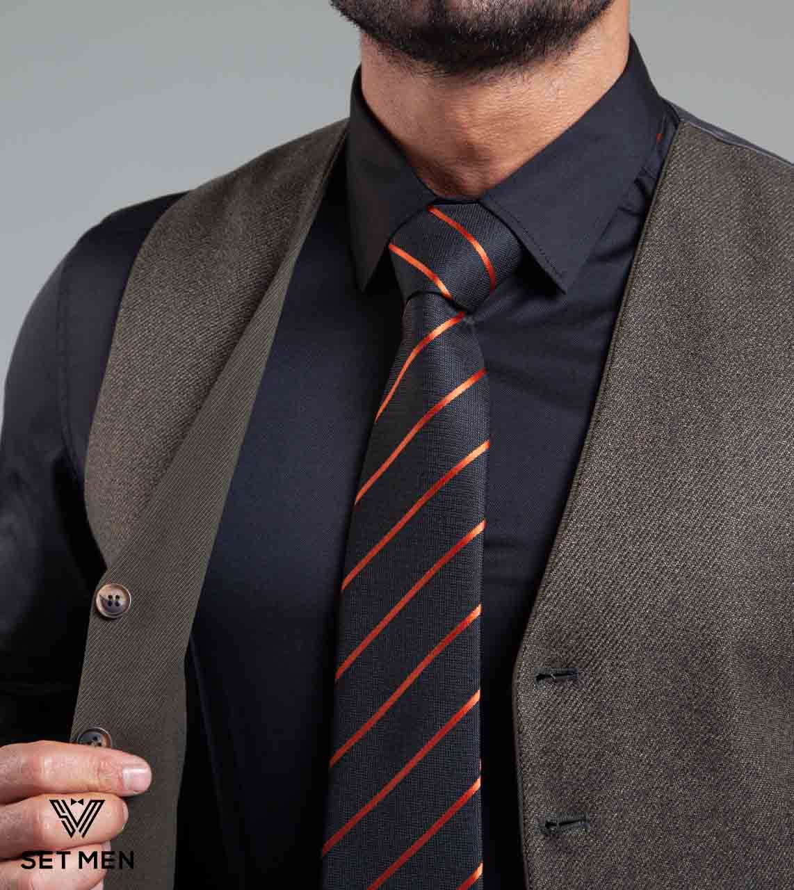 کت و شلوار سه تکه نیمه آستر یقه بلیزر دو دکمه