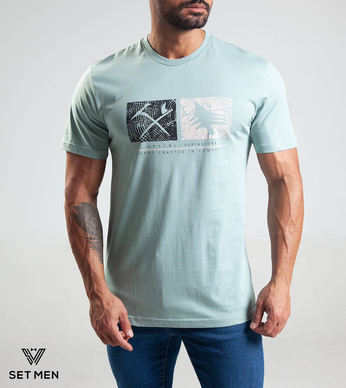 تیشرت یقه گرد چاپ طرح تبر