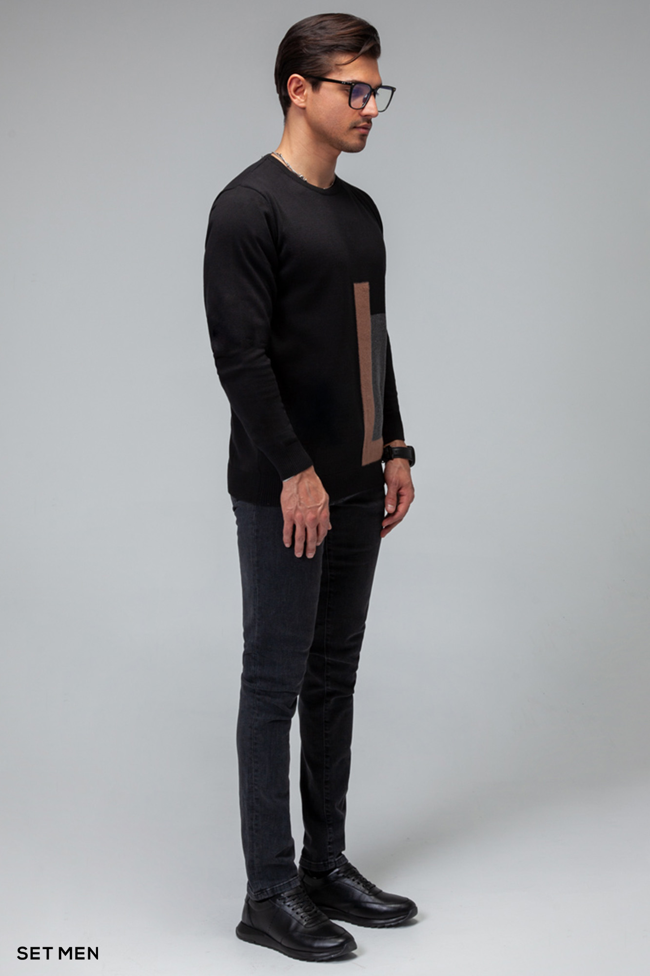 بافت یقه گرد طرحدار