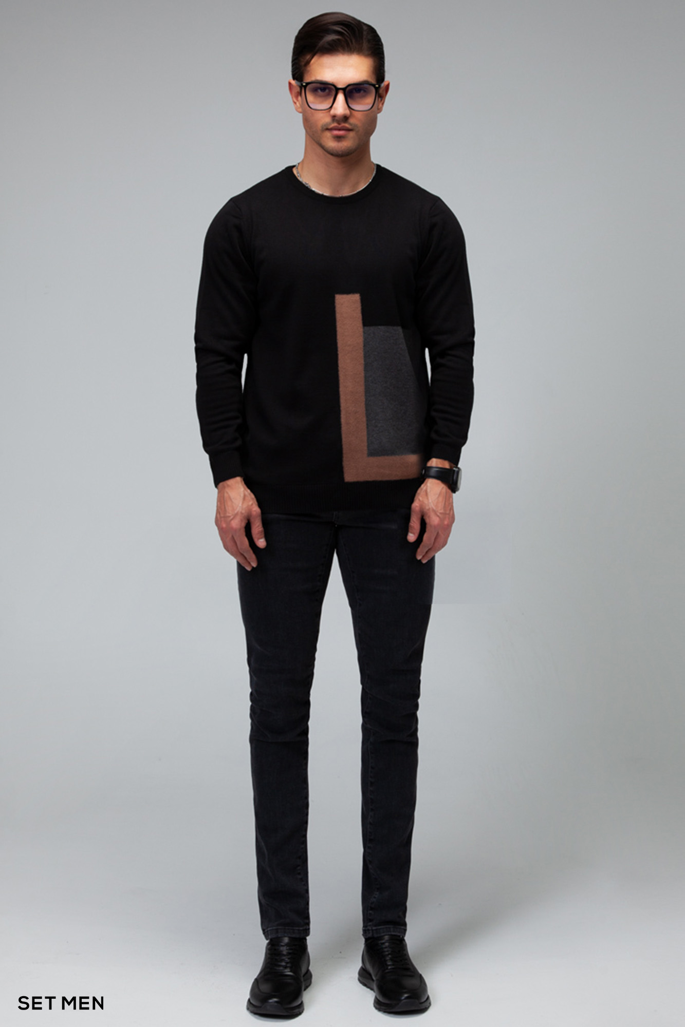 بافت یقه گرد طرحدار