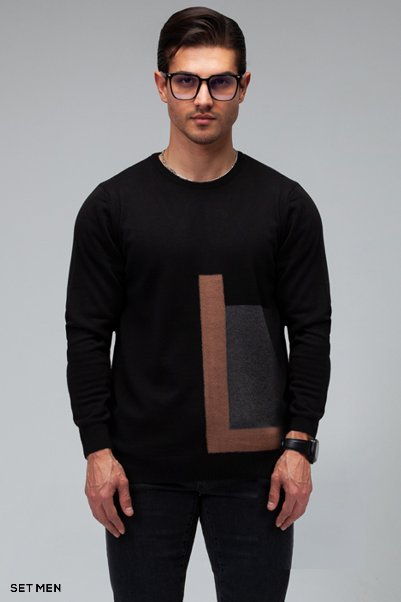 بافت یقه گرد طرحدار