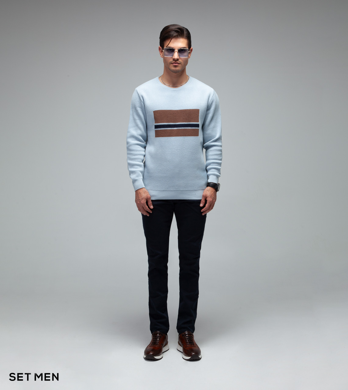 بافت یقه گرد طرحدار