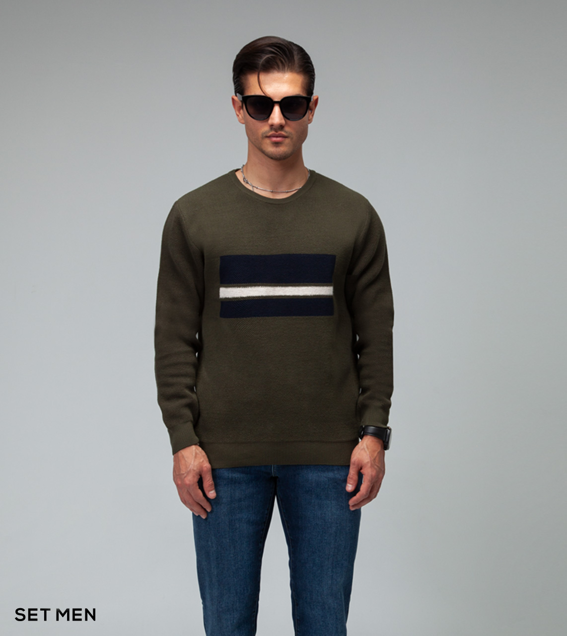 بافت یقه گرد طرحدار