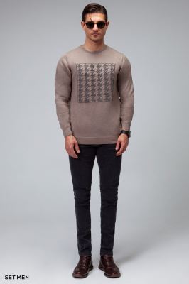 بافت یقه گرد طرحدار