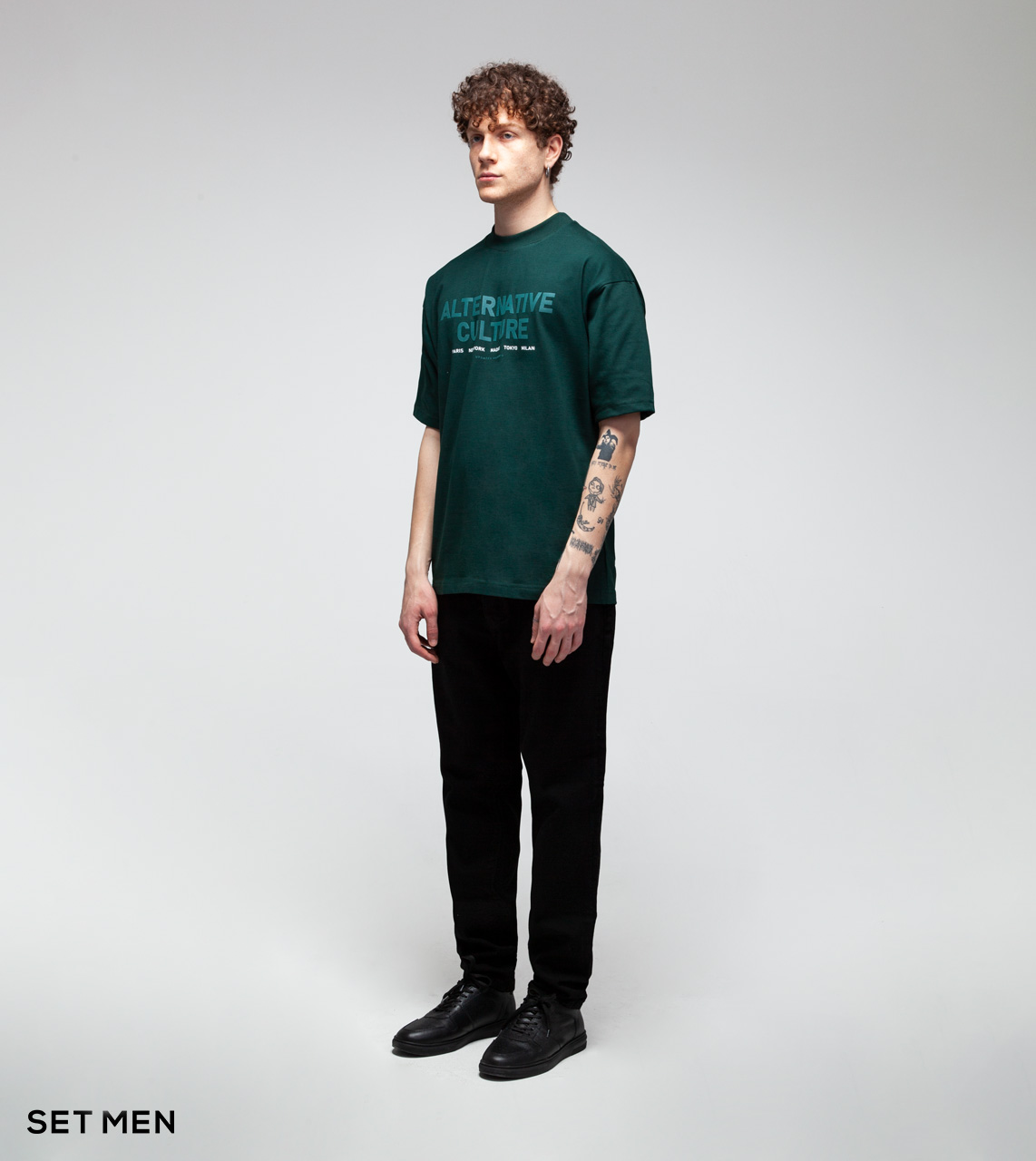 تیشرت یقه گرد چاپ دار