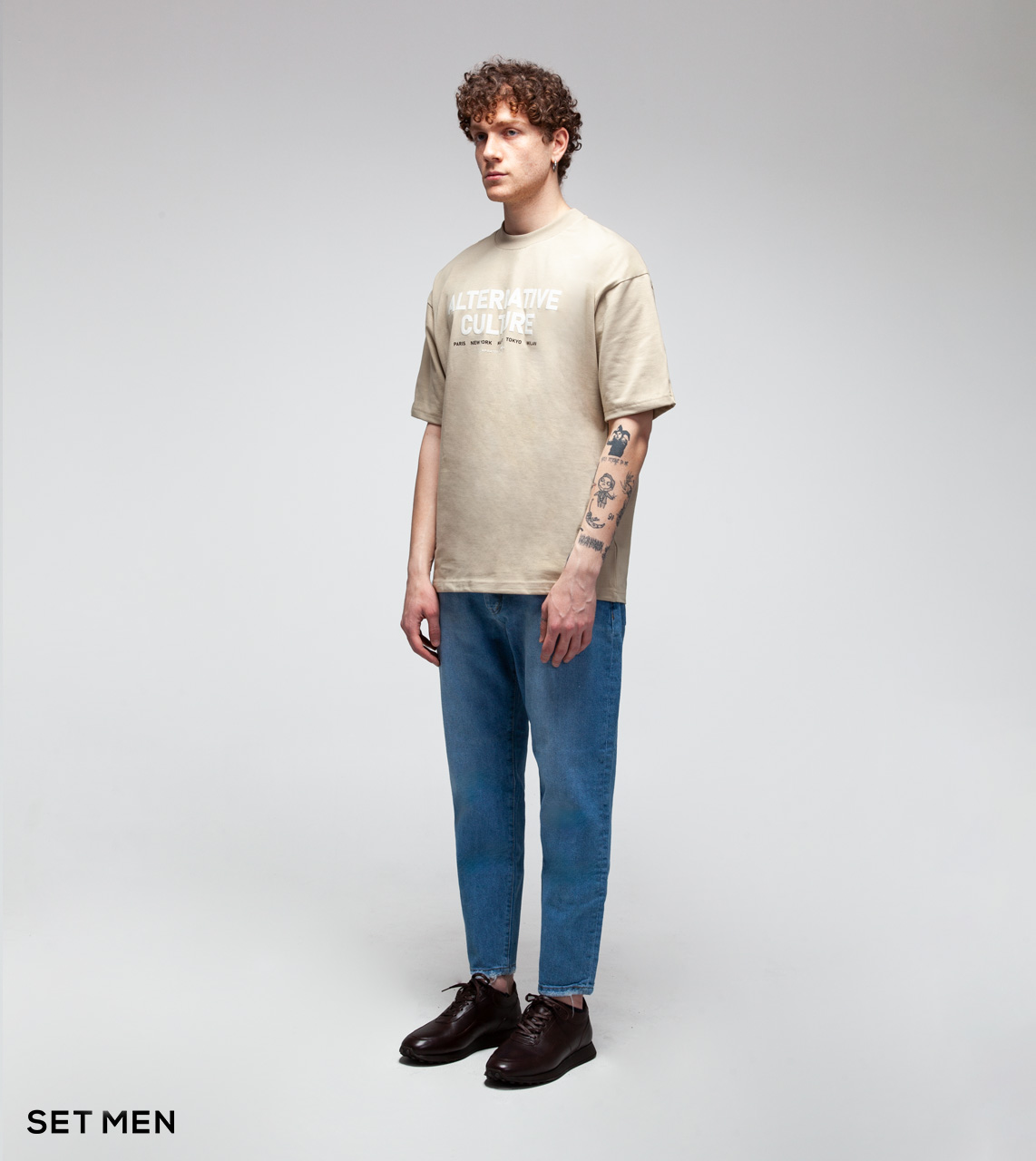 تیشرت یقه گرد چاپ دار