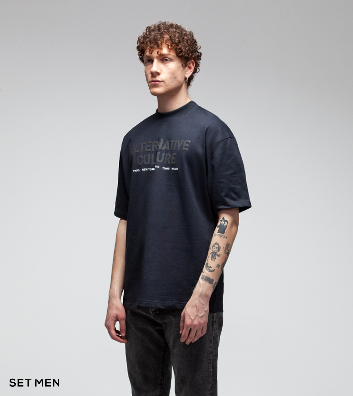 تیشرت یقه گرد چاپ دار