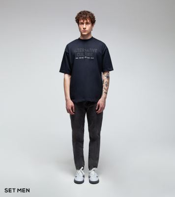 تیشرت یقه گرد چاپ دار