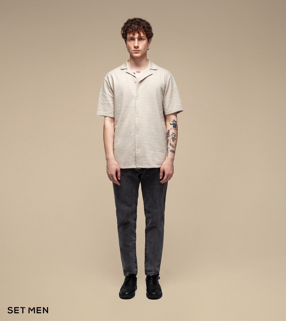 پیراهن بافت ریزآستین کوتاه یقه انگلیسی