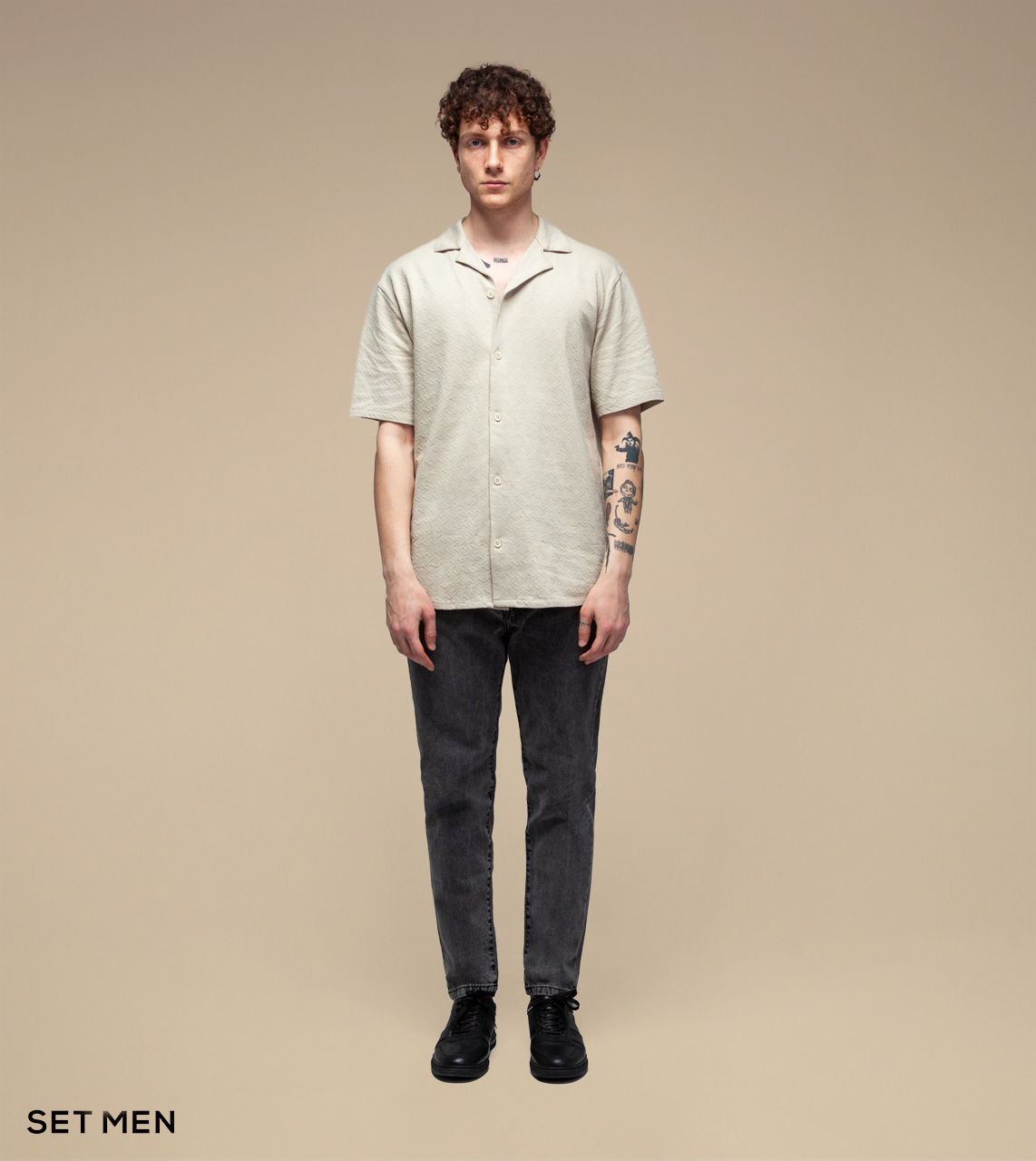 پیراهن بافت ریزآستین کوتاه یقه انگلیسی