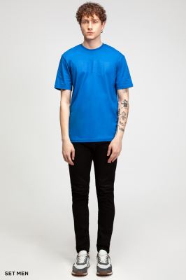 تیشرت مردانه یقه گرد مینیمال