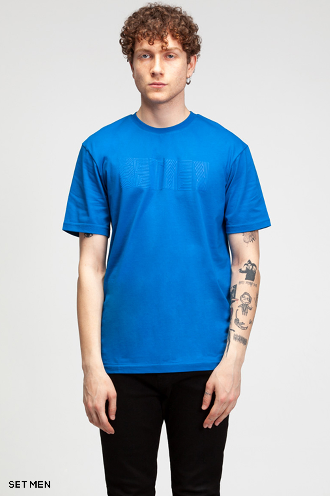 تیشرت مردانه یقه گرد مینیمال