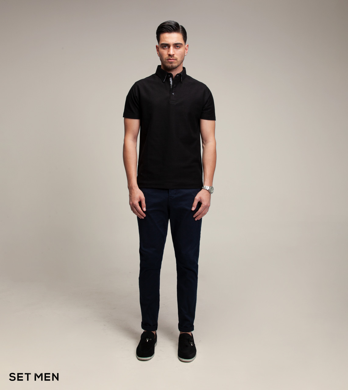 تیشرت یقه دار