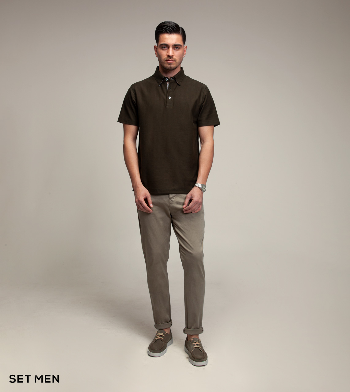 تیشرت یقه دار