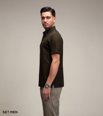 تیشرت یقه دار