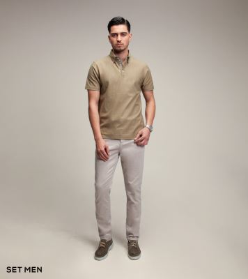 تیشرت یقه دار