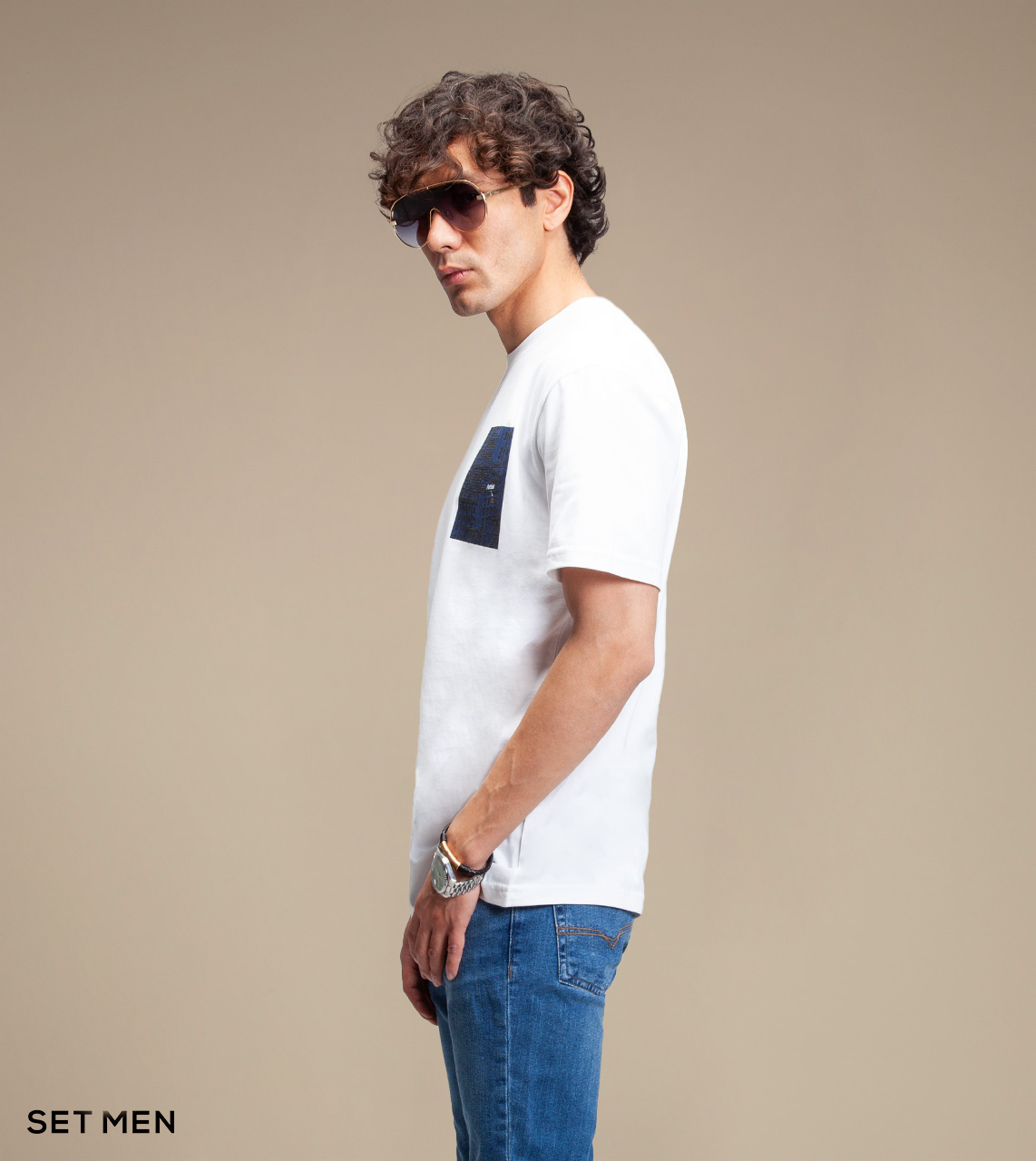 تیشرت آرتیست