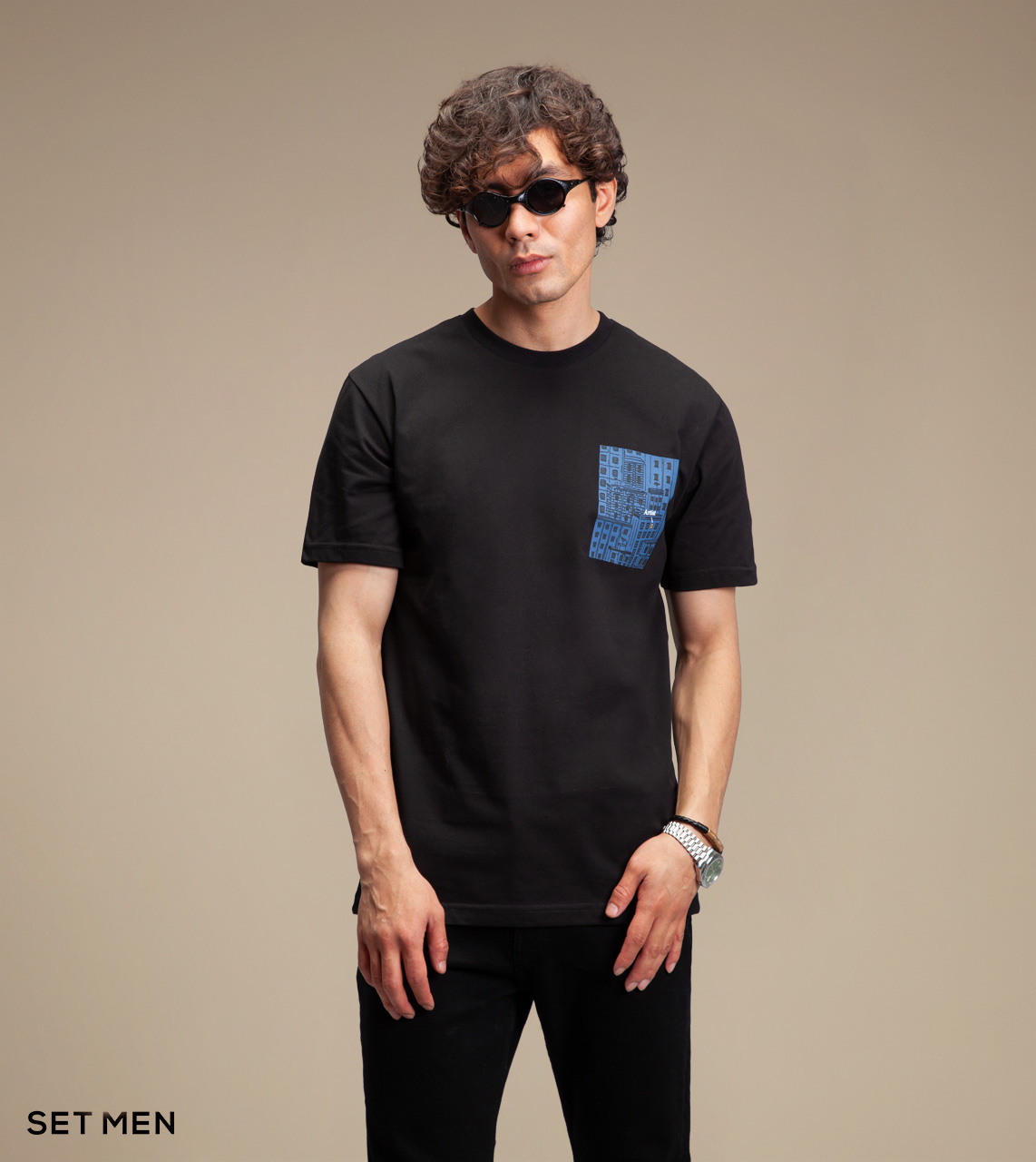 تیشرت آرتیست