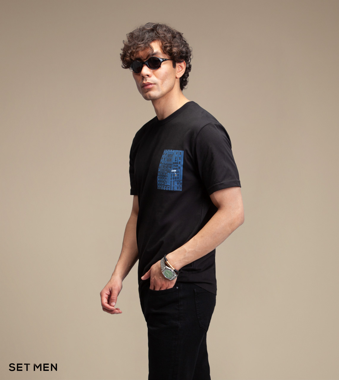 تیشرت آرتیست