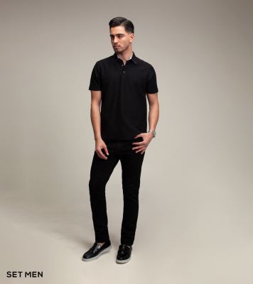 تیشرت یقه دار جناغی