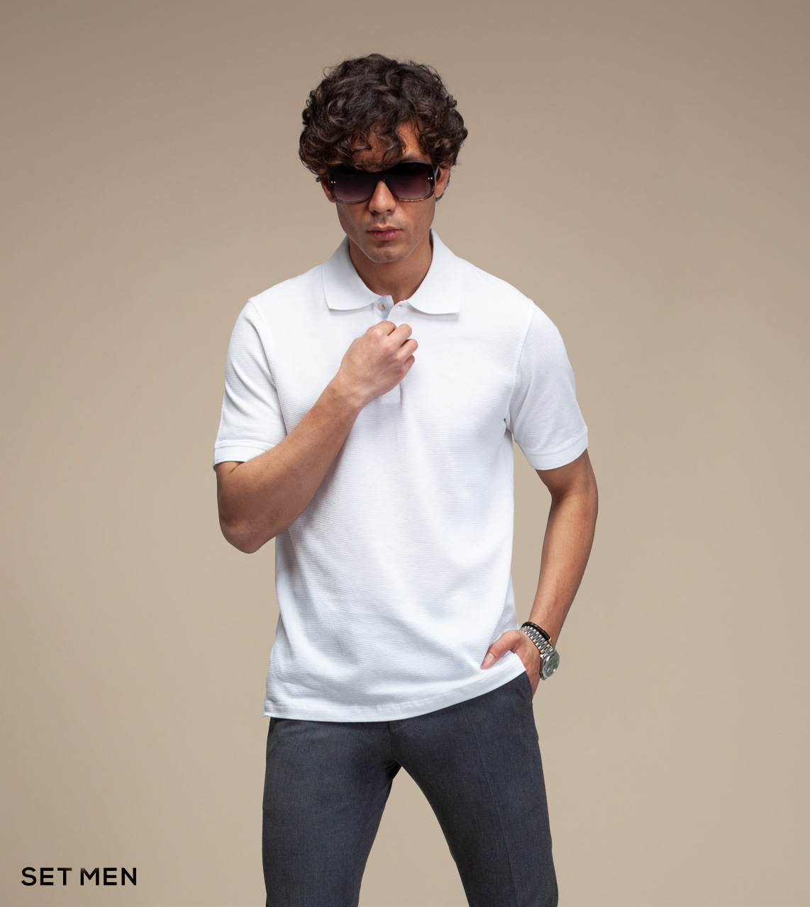 تیشرت یقه دار سوزنی