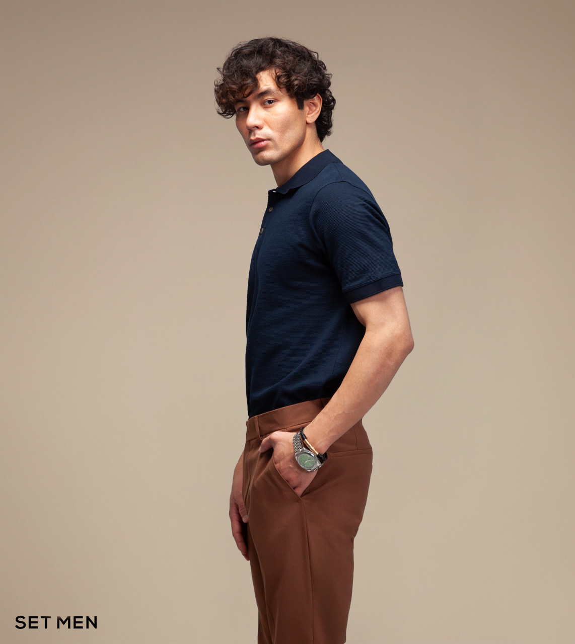 تیشرت یقه دار سوزنی