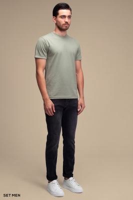 تیشرت مردانه یقه گرد آستین کوتاه