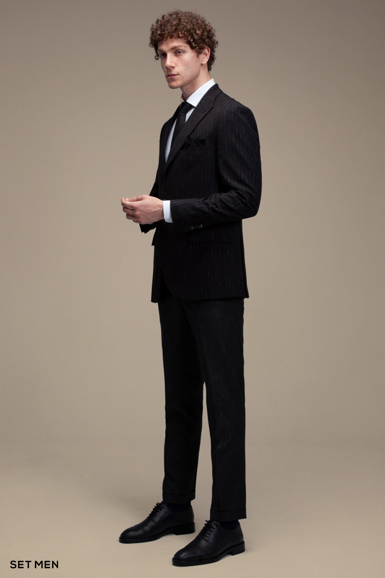 کت و شلوار مردانه دیپلمات SU201