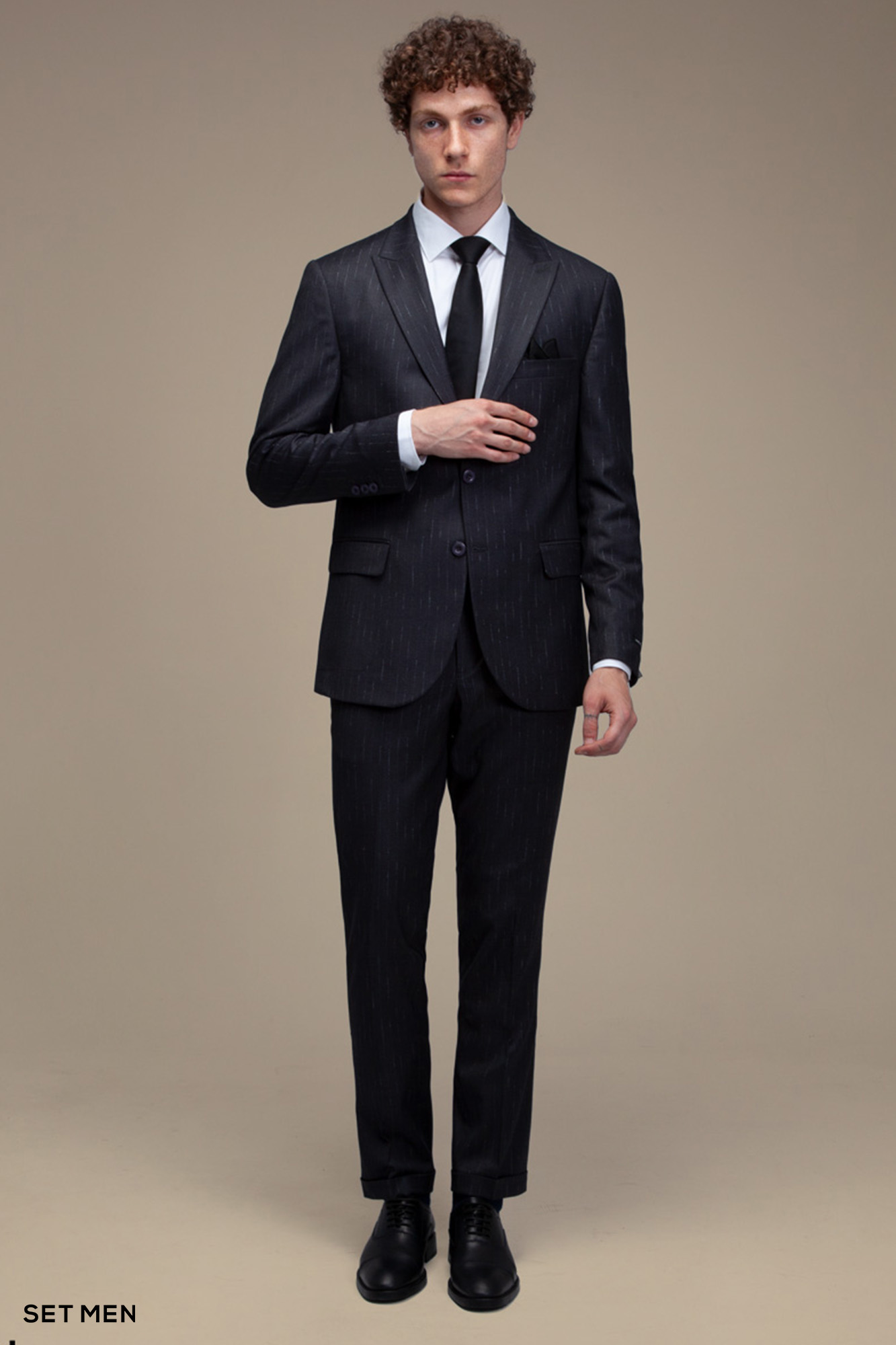 کت و شلوار مردانه دیپلمات SU201