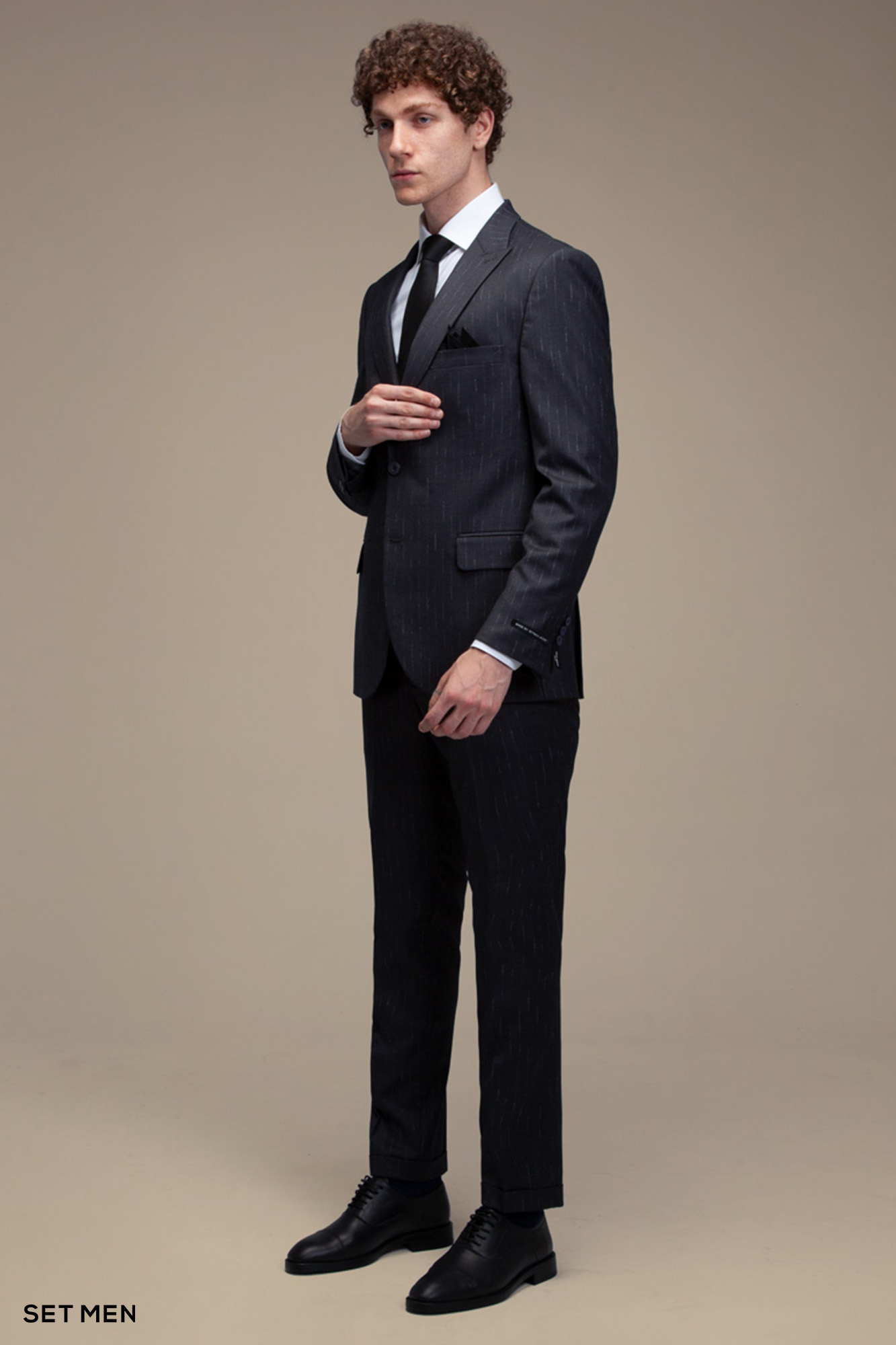 کت و شلوار مردانه دیپلمات SU201