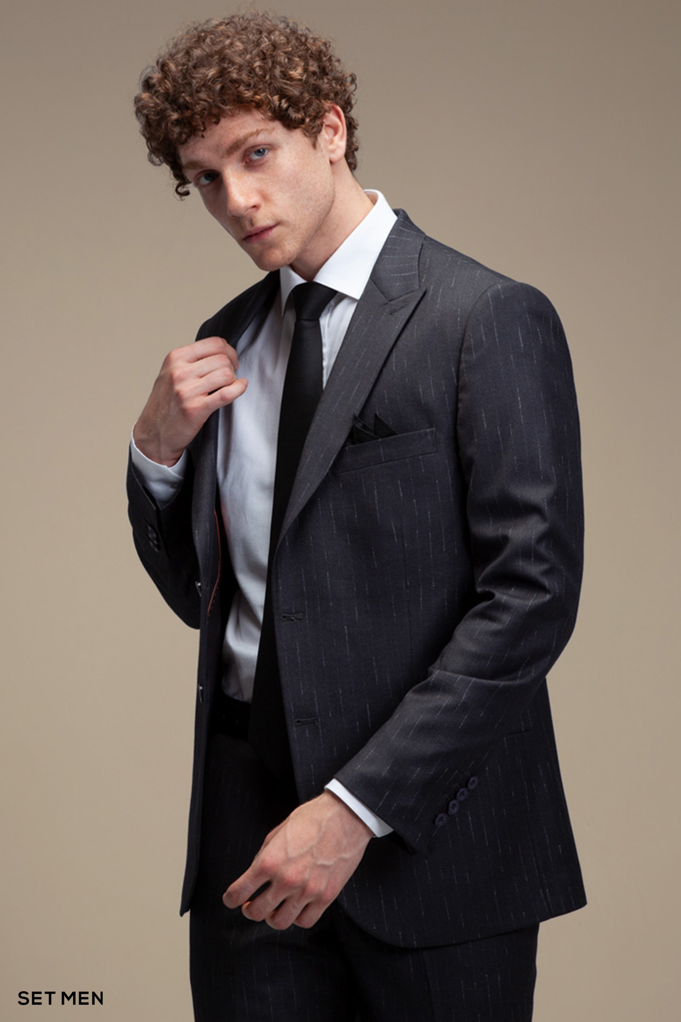 کت و شلوار مردانه دیپلمات SU201