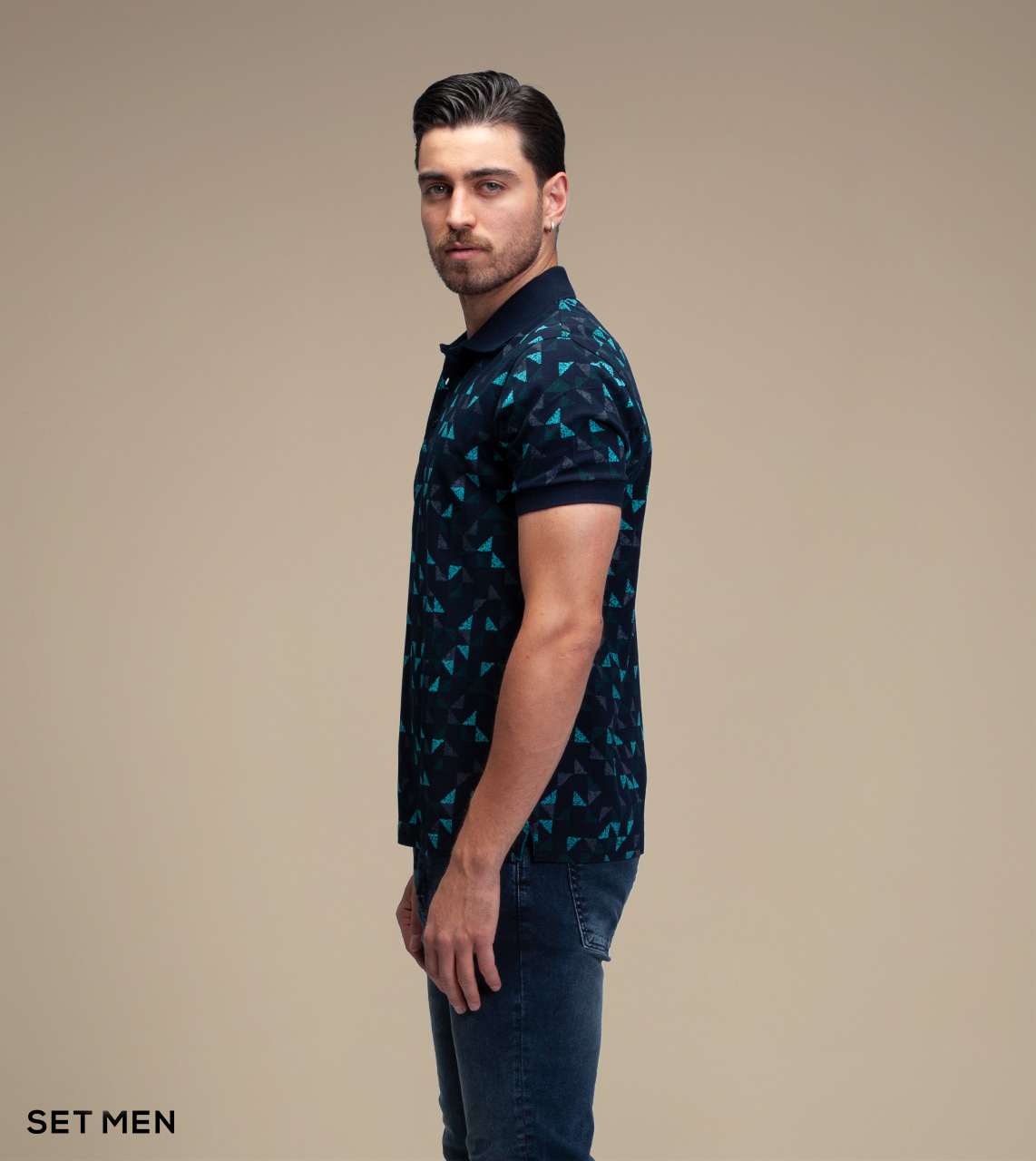 تیشرت چاپی مثلثی