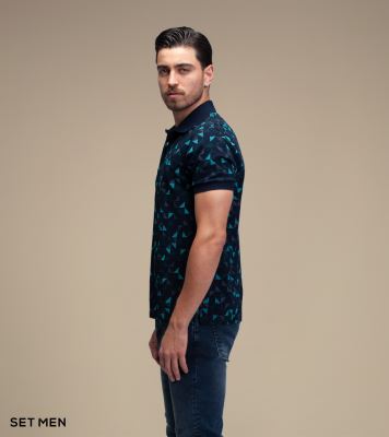 تیشرت چاپی مثلثی