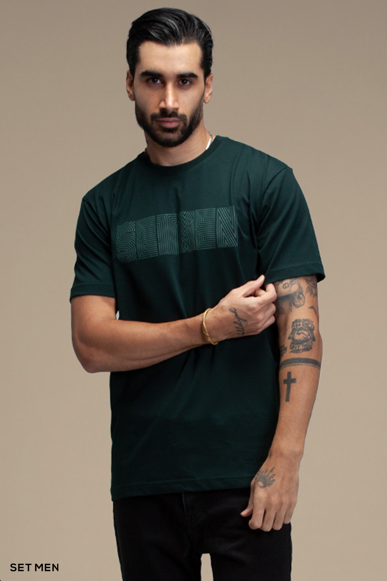 تیشرت یقه گرد مینیمال