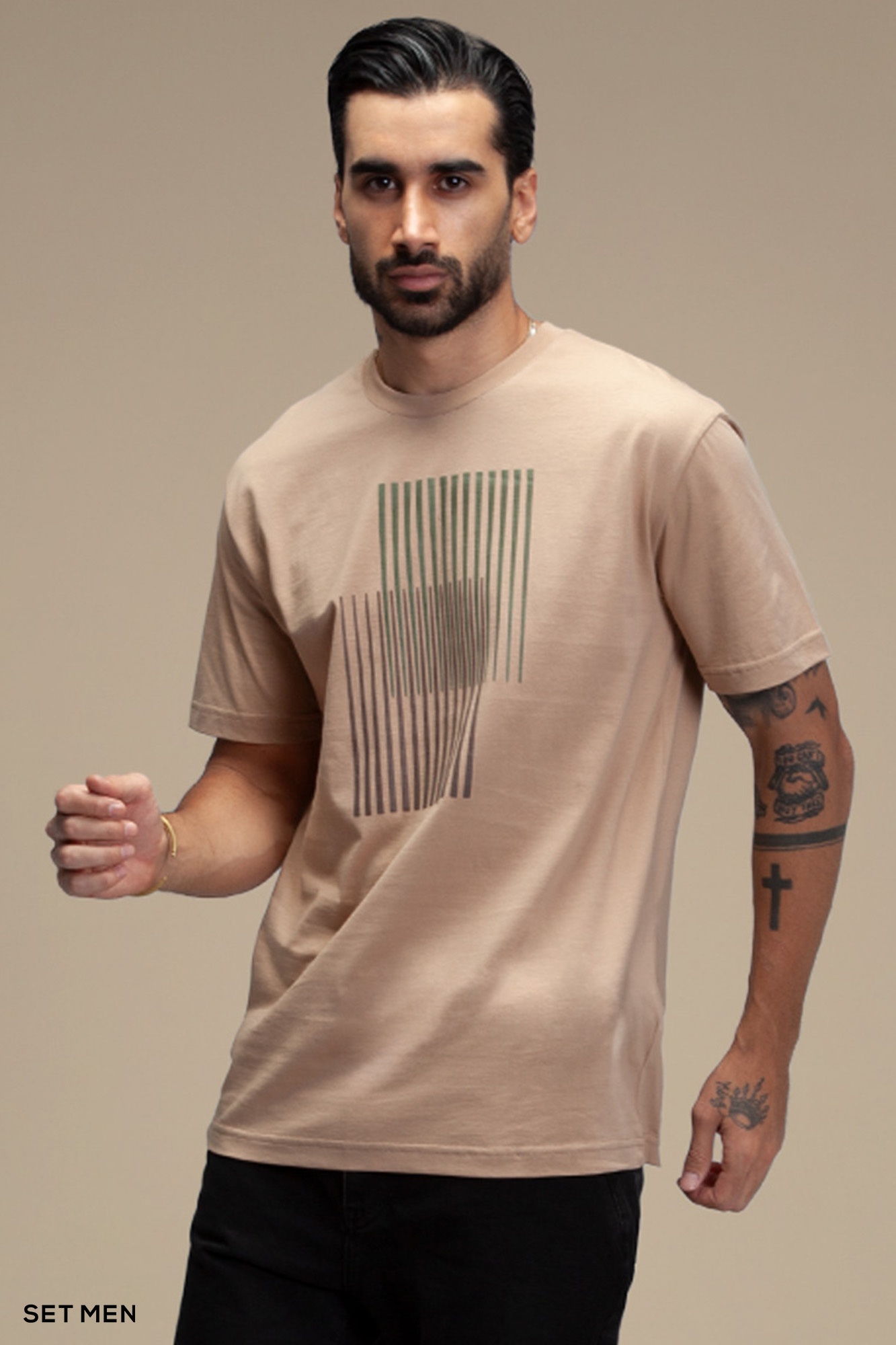 تیشرت یقه گرد مینیمال