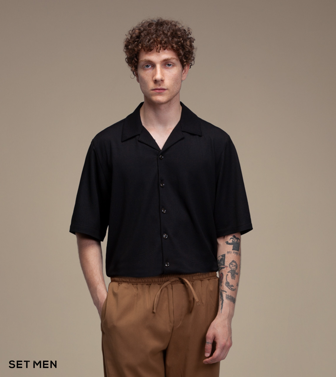 پیراهن مردانه آستین کوتاه کنفی