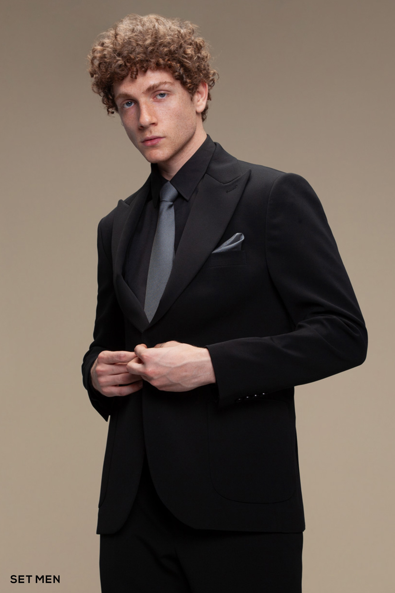 کت و شلوار سه تکه یقه بلیزر تک دکمه