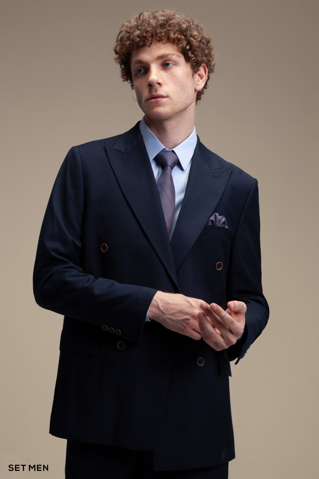 کت و شلوار دو تکه دبل برست