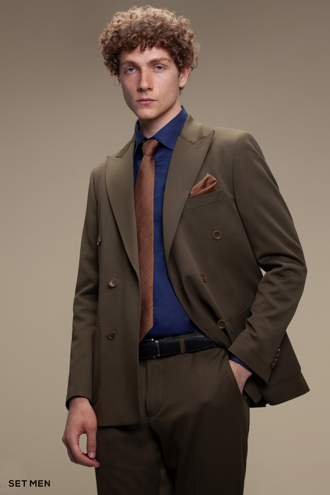 کت و شلوار دو تکه دبل برست