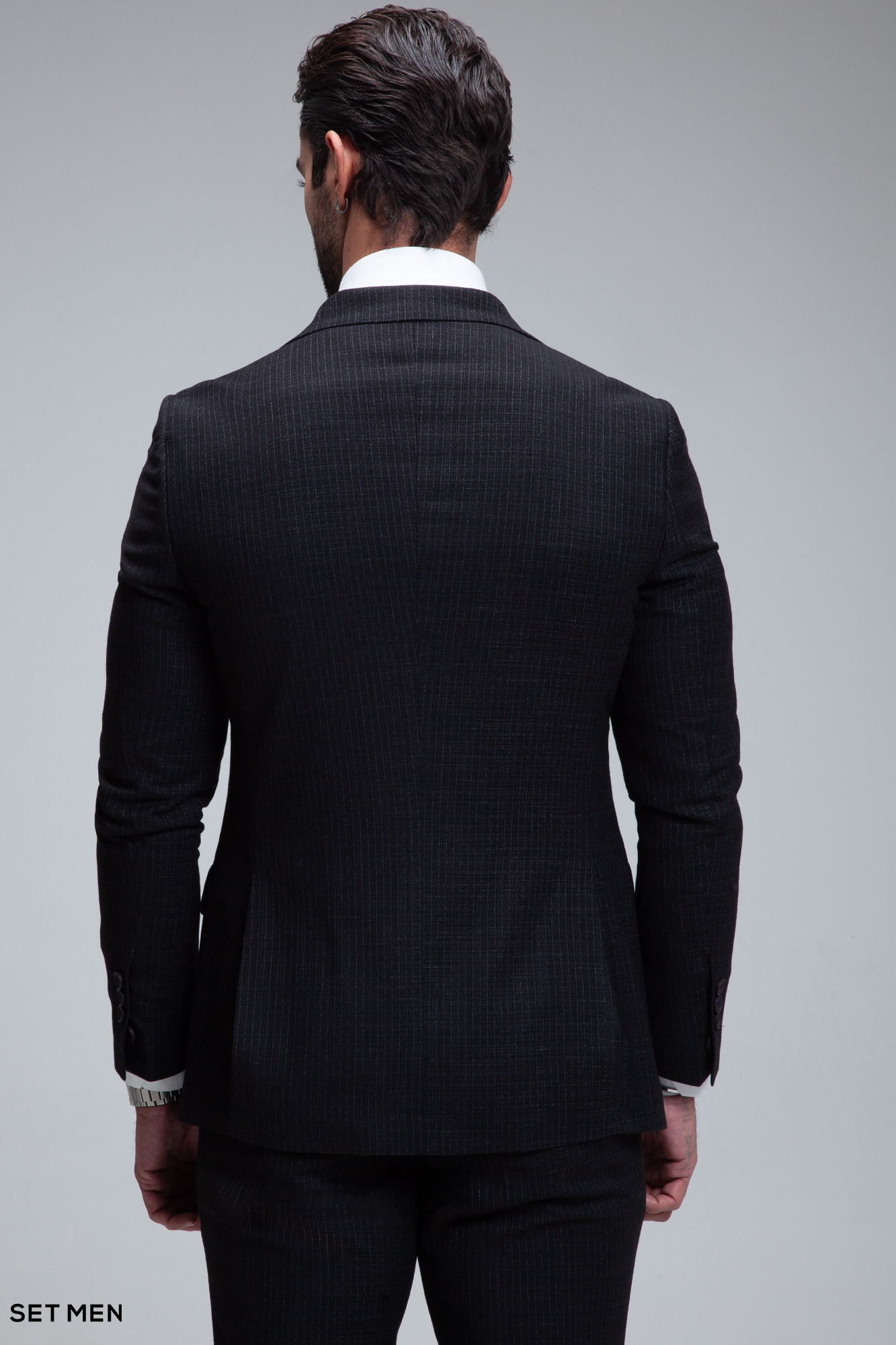 کت و شلوار مردانه دوتکه یقه انگلیسی تک دکمه دوچاک