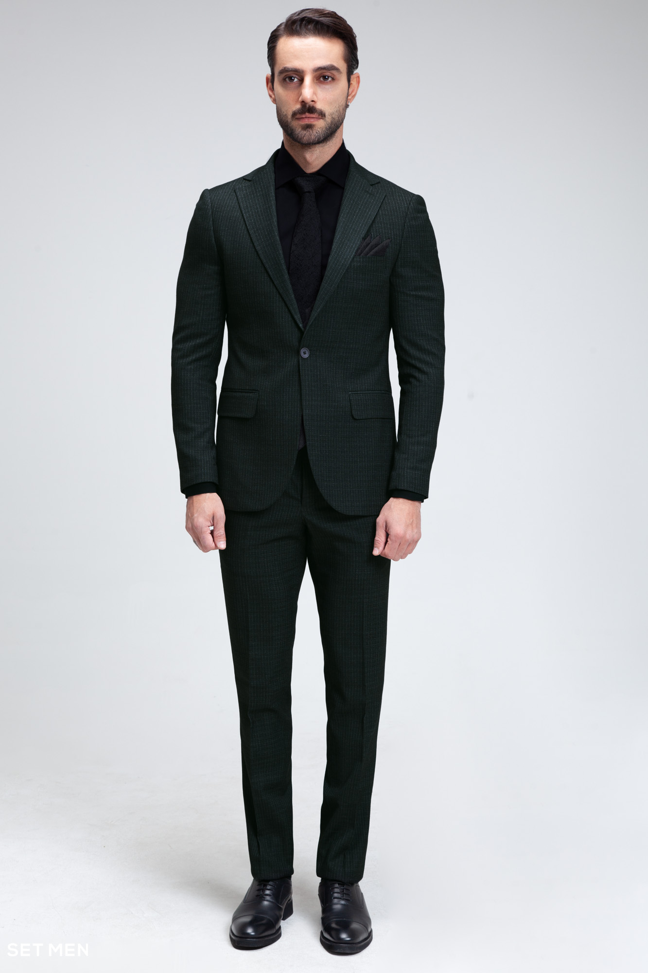 کت و شلوار مردانه دوتکه یقه انگلیسی تک دکمه دوچاک