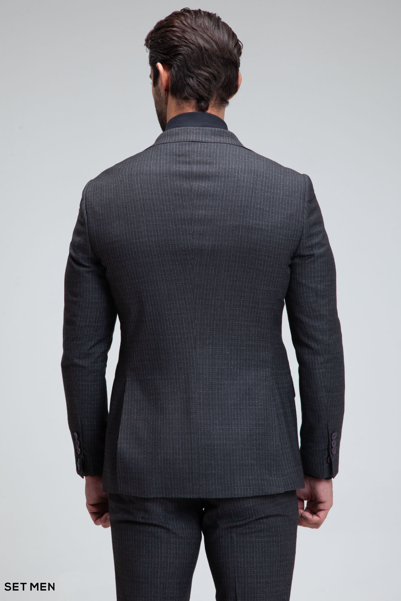 کت و شلوار مردانه دوتکه یقه انگلیسی تک دکمه دوچاک