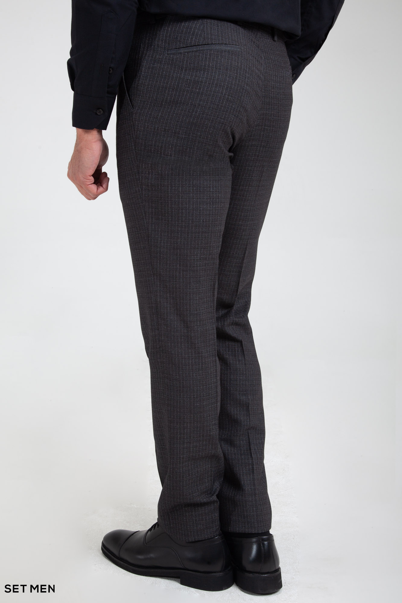 کت و شلوار مردانه دوتکه یقه انگلیسی تک دکمه دوچاک