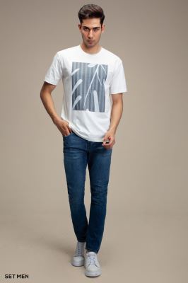 تیشرت طرح مینیمال