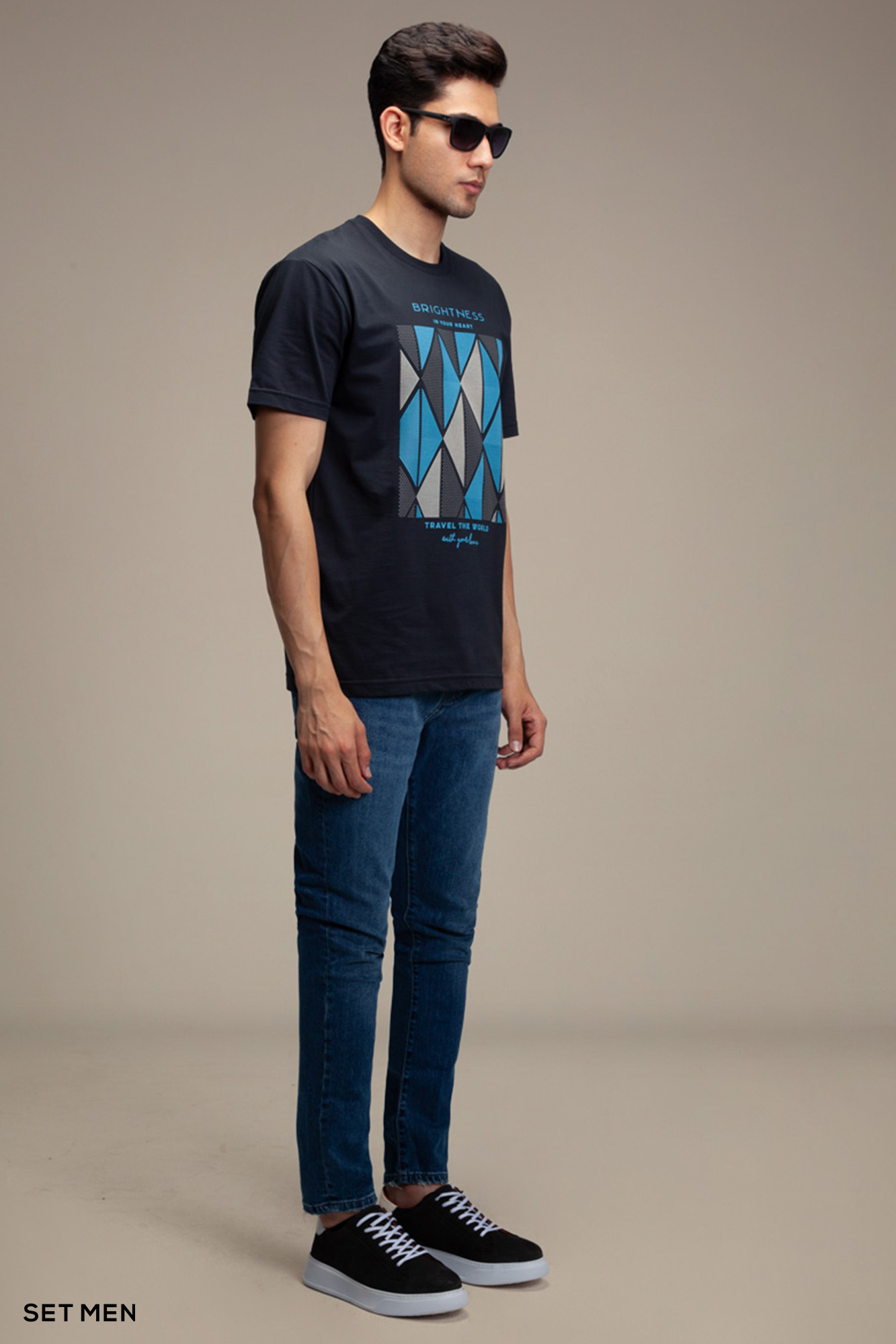 تیشرت Brightness