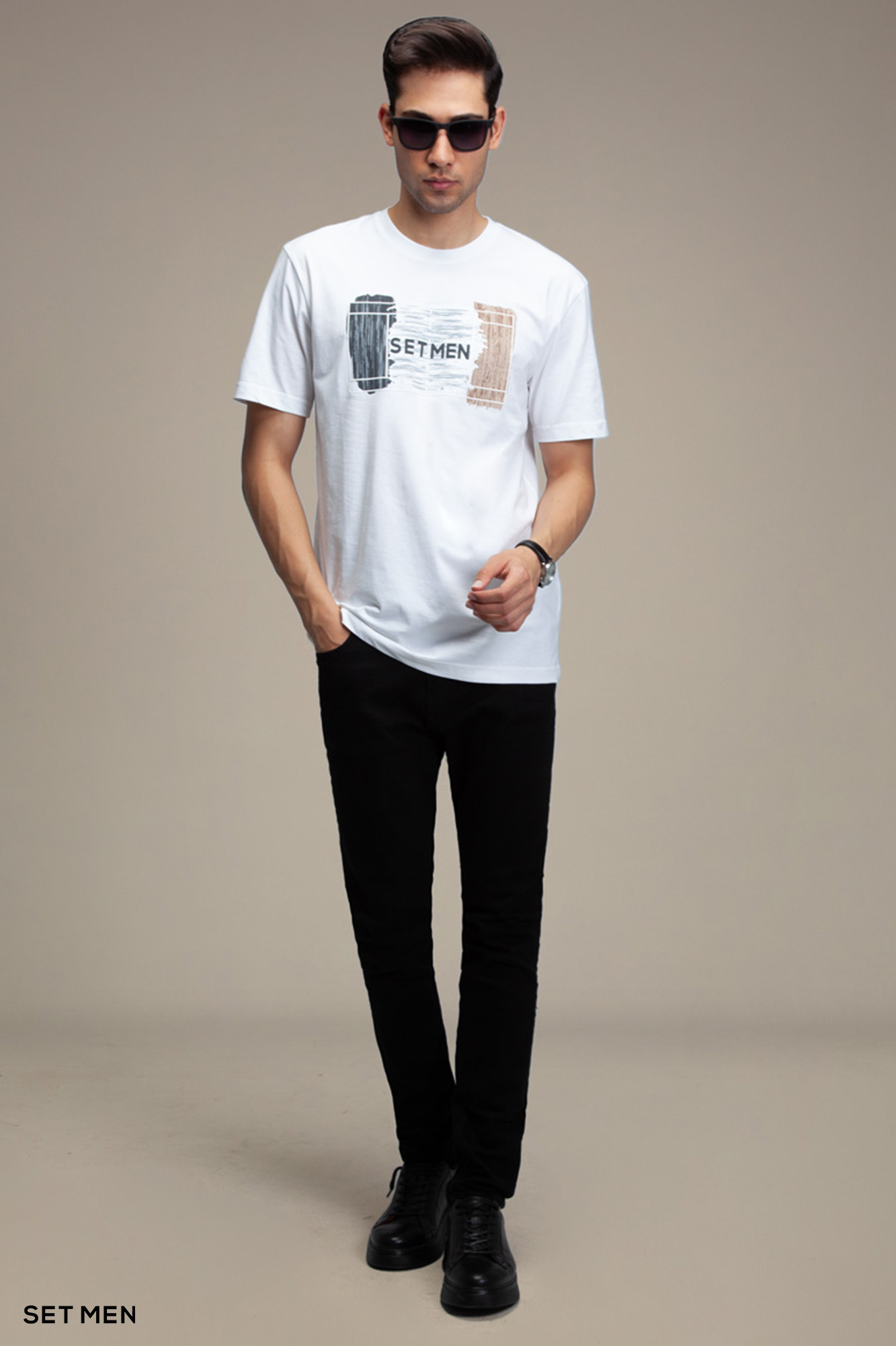 تیشرت طرح زمین تنیس