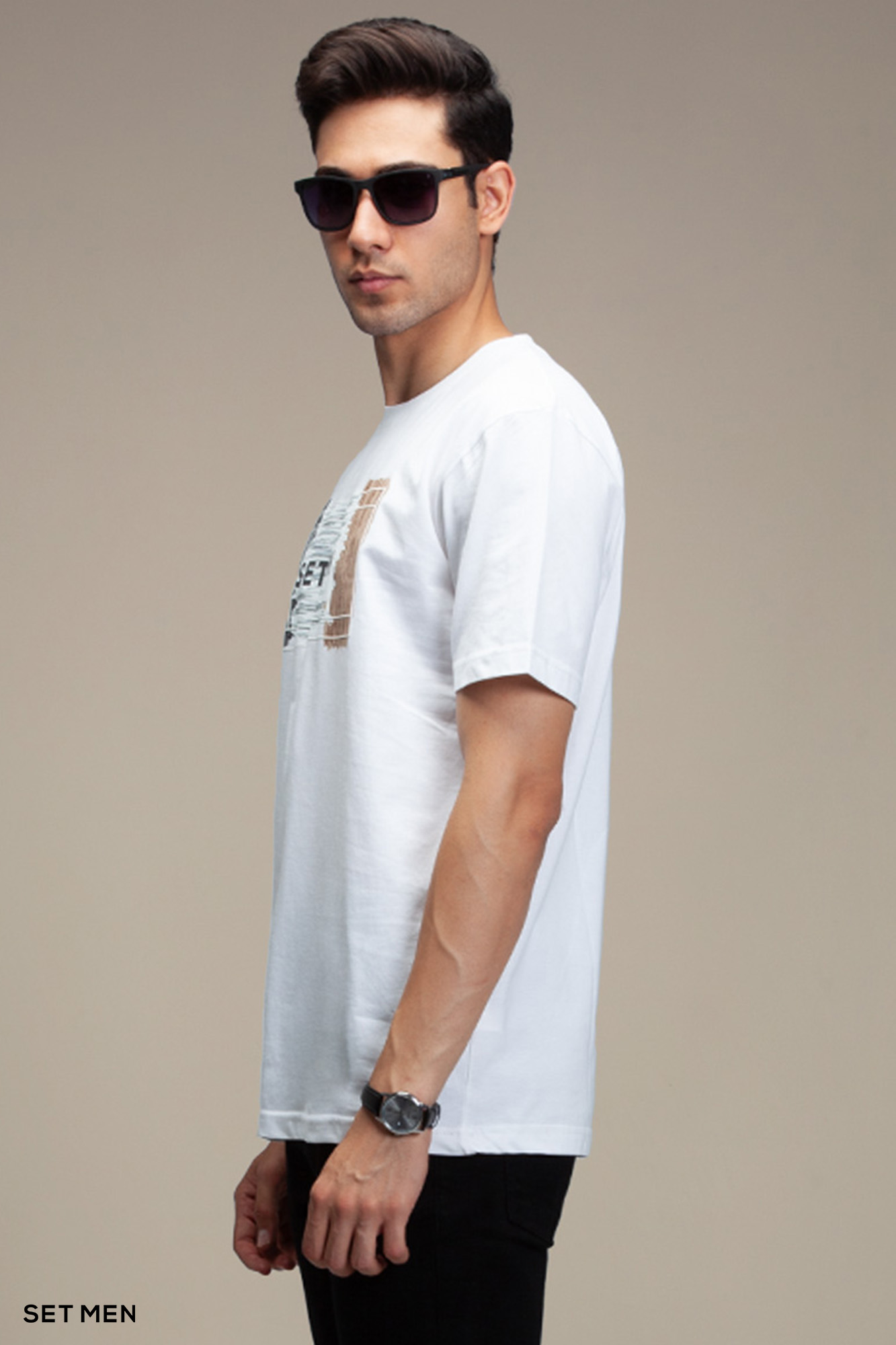 تیشرت طرح زمین تنیس