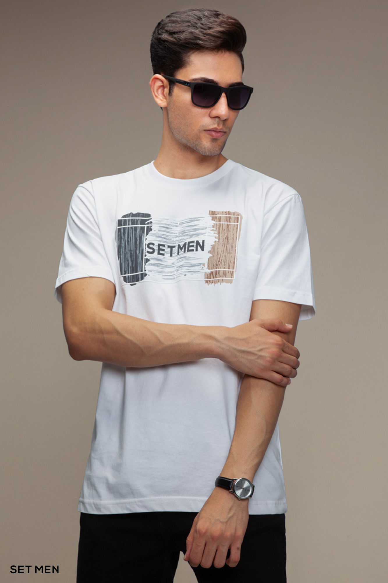 تیشرت طرح زمین تنیس